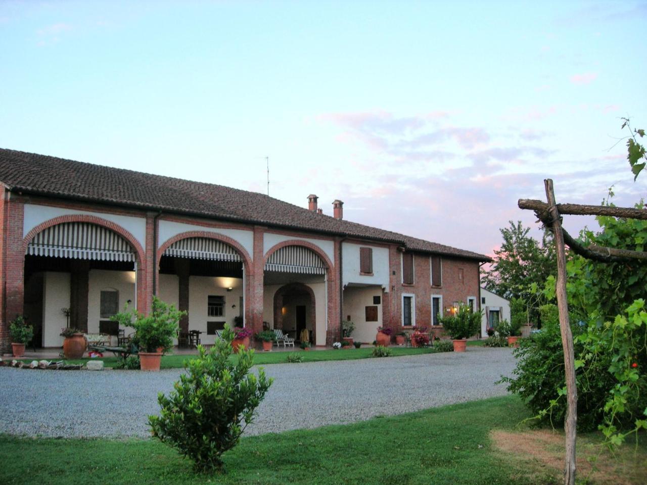 Agriturismo Campass Castelvetro Piacentino Екстер'єр фото